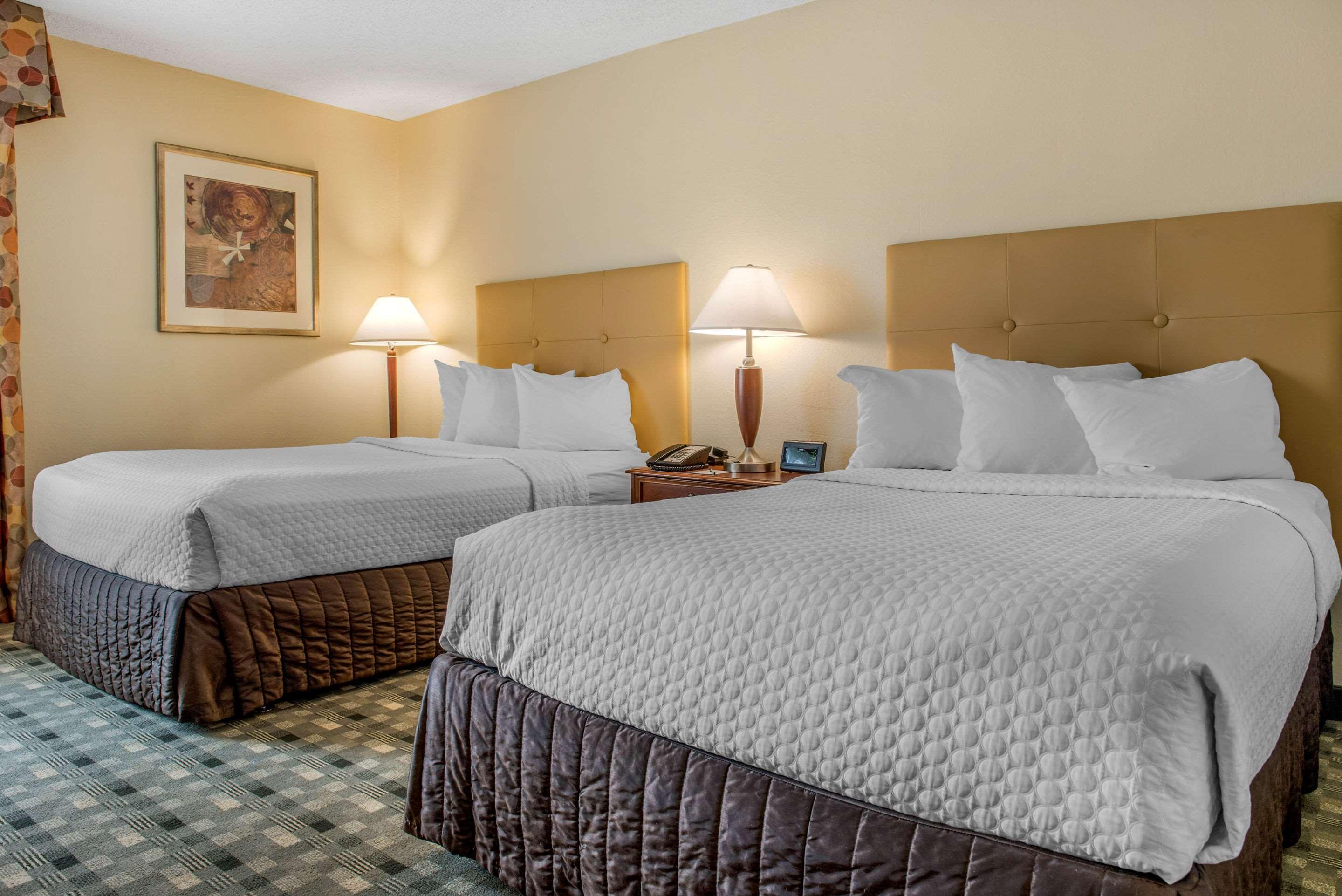 Quality Hotel Conference Center Cincinnati Blue Ash Exteriör bild