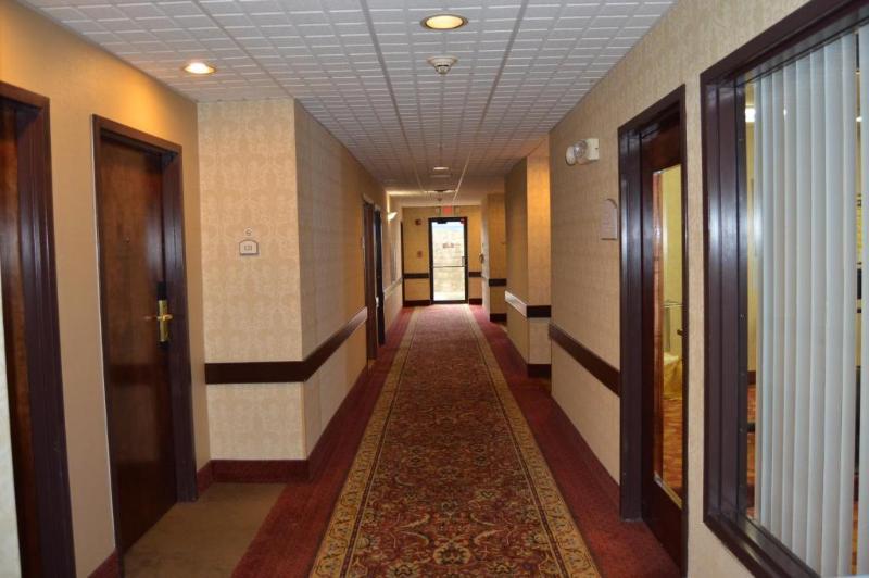 Quality Hotel Conference Center Cincinnati Blue Ash Exteriör bild